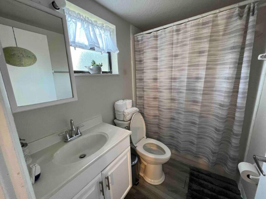 In With Huge Backyard Holiday home