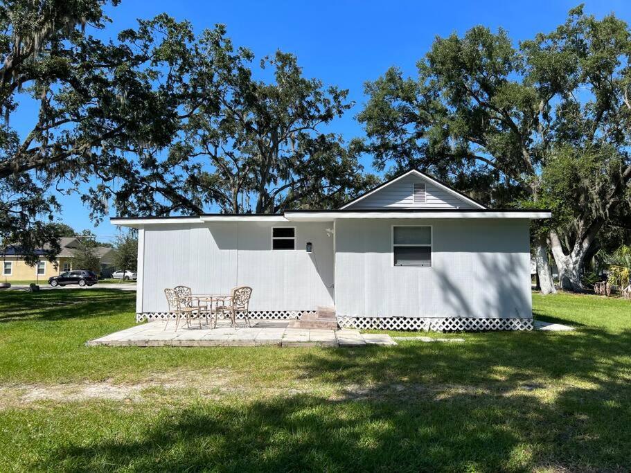 In With Huge Backyard Kissimmee