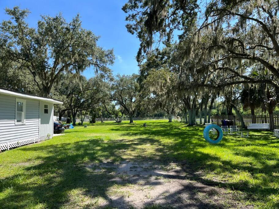 In With Huge Backyard Kissimmee