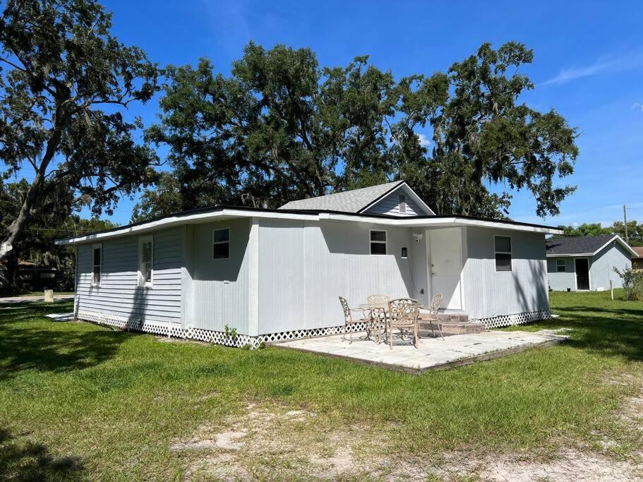 In With Huge Backyard Holiday home