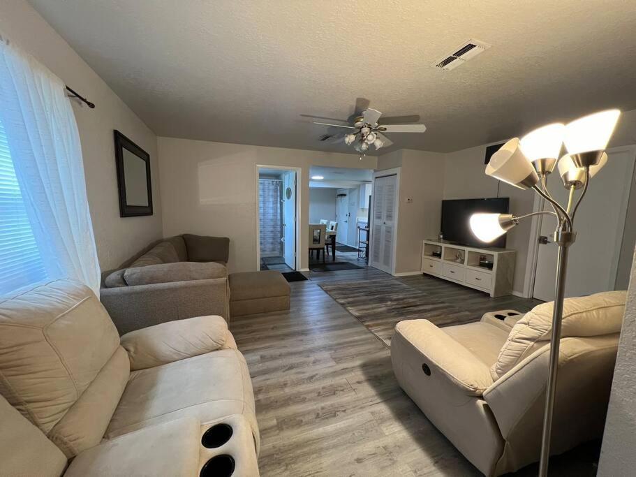 In With Huge Backyard * Kissimmee